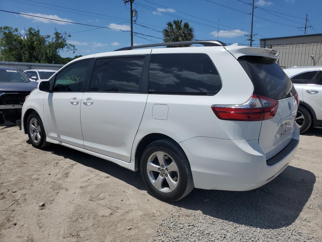 Photo 1 VIN: 5TDKZ3DC8LS059495 - TOYOTA SIENNA 