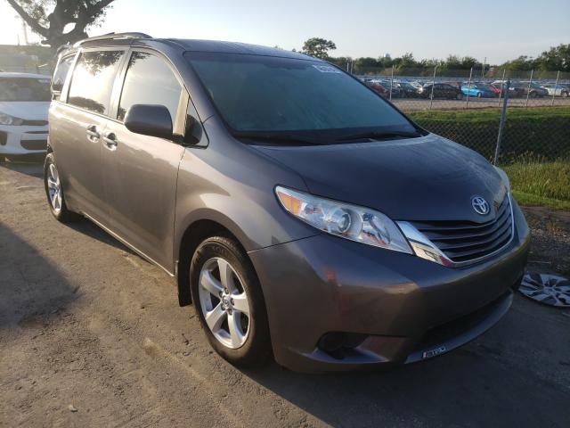 Photo 0 VIN: 5TDKZ3DC9HS792694 - TOYOTA SIENNA LE 