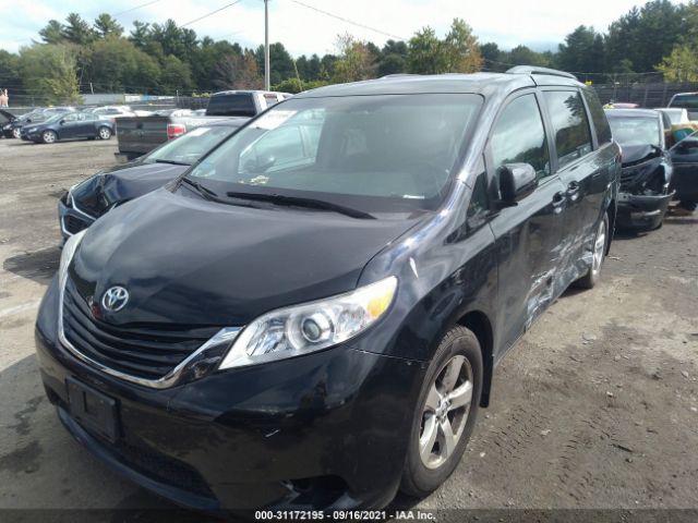 Photo 1 VIN: 5TDKZ3DC9HS829002 - TOYOTA SIENNA 