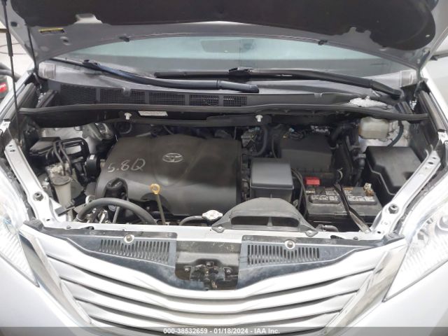 Photo 9 VIN: 5TDKZ3DC9HS839318 - TOYOTA SIENNA 