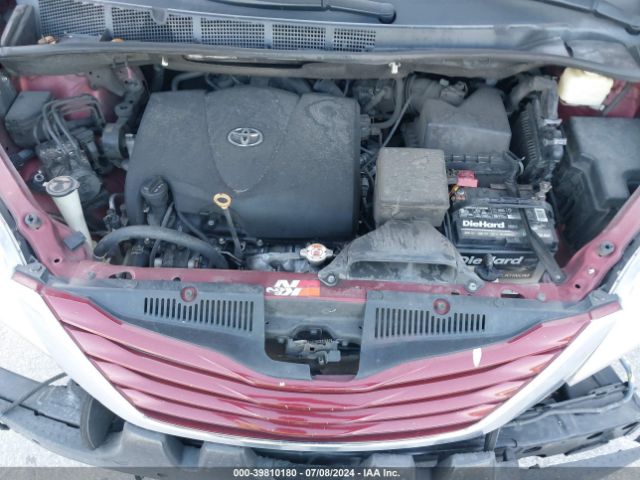 Photo 9 VIN: 5TDKZ3DC9HS844261 - TOYOTA SIENNA 