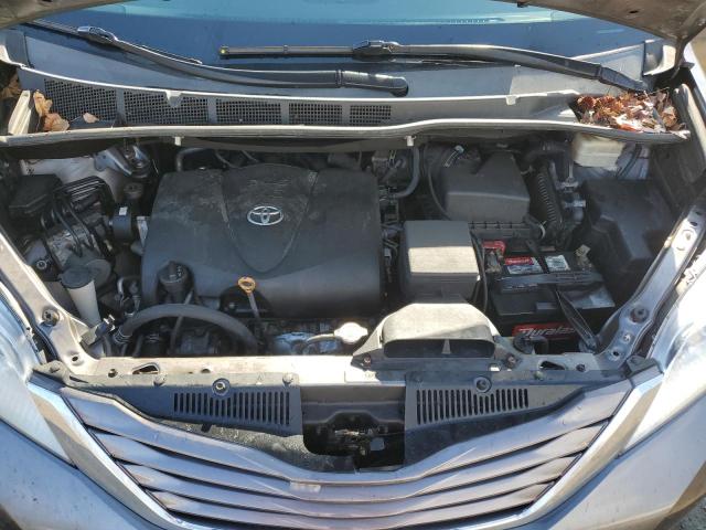 Photo 11 VIN: 5TDKZ3DC9HS844485 - TOYOTA SIENNA LE 