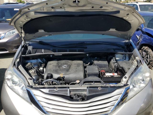 Photo 11 VIN: 5TDKZ3DC9HS847368 - TOYOTA SIENNA LE 