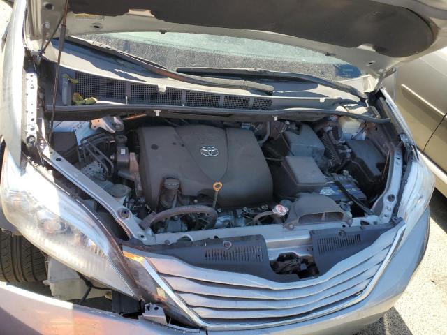 Photo 11 VIN: 5TDKZ3DC9HS857902 - TOYOTA SIENNA LE 