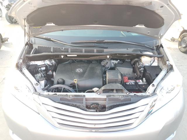 Photo 6 VIN: 5TDKZ3DC9HS864610 - TOYOTA SIENNA LE 