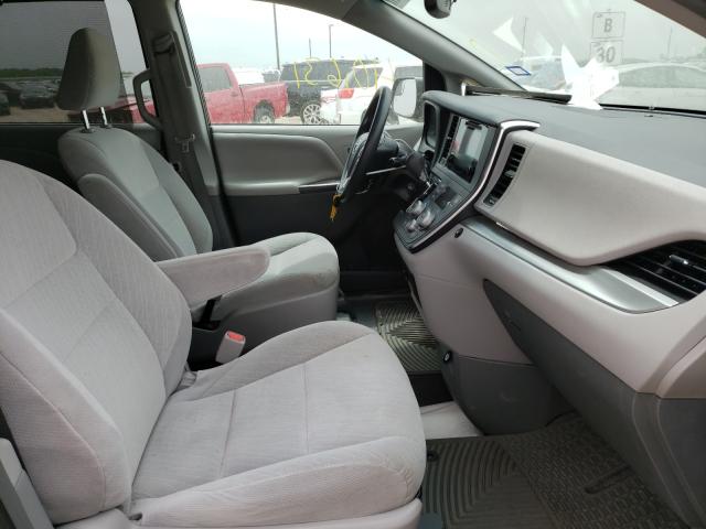 Photo 4 VIN: 5TDKZ3DC9HS864882 - TOYOTA SIENNA LE 