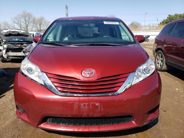 Photo 4 VIN: 5TDKZ3DC9HS872416 - TOYOTA SIENNA LE 