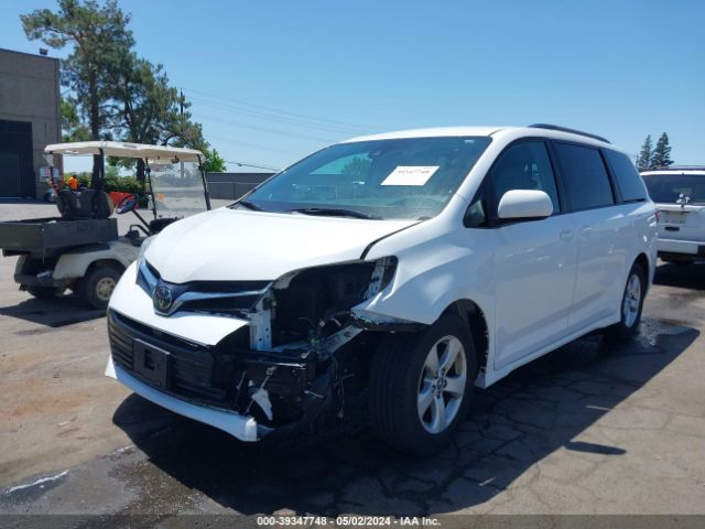 Photo 1 VIN: 5TDKZ3DC9JS920535 - TOYOTA SIENNA 