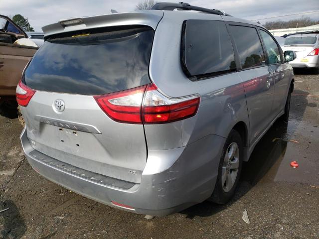 Photo 3 VIN: 5TDKZ3DC9JS945645 - TOYOTA SIENNA LE 