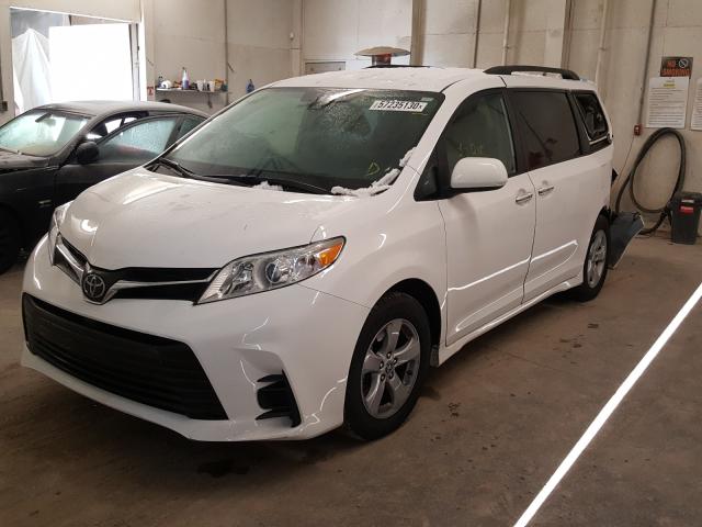 Photo 1 VIN: 5TDKZ3DC9KS006268 - TOYOTA SIENNA LE 