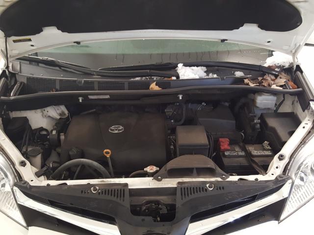 Photo 6 VIN: 5TDKZ3DC9KS006268 - TOYOTA SIENNA LE 