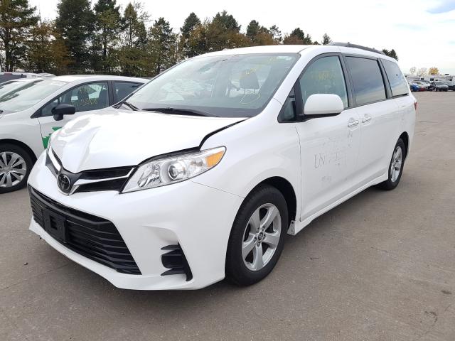 Photo 1 VIN: 5TDKZ3DC9KS980624 - TOYOTA SIENNA LE 