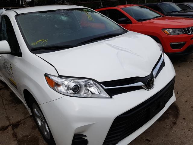 Photo 8 VIN: 5TDKZ3DC9KS980624 - TOYOTA SIENNA LE 