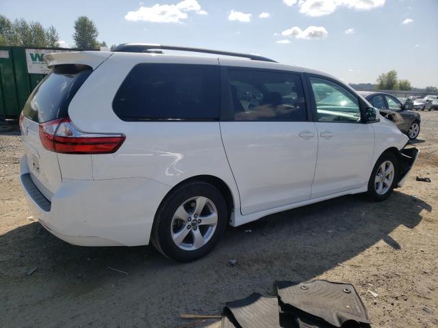 Photo 2 VIN: 5TDKZ3DC9KS995057 - TOYOTA SIENNA LE 