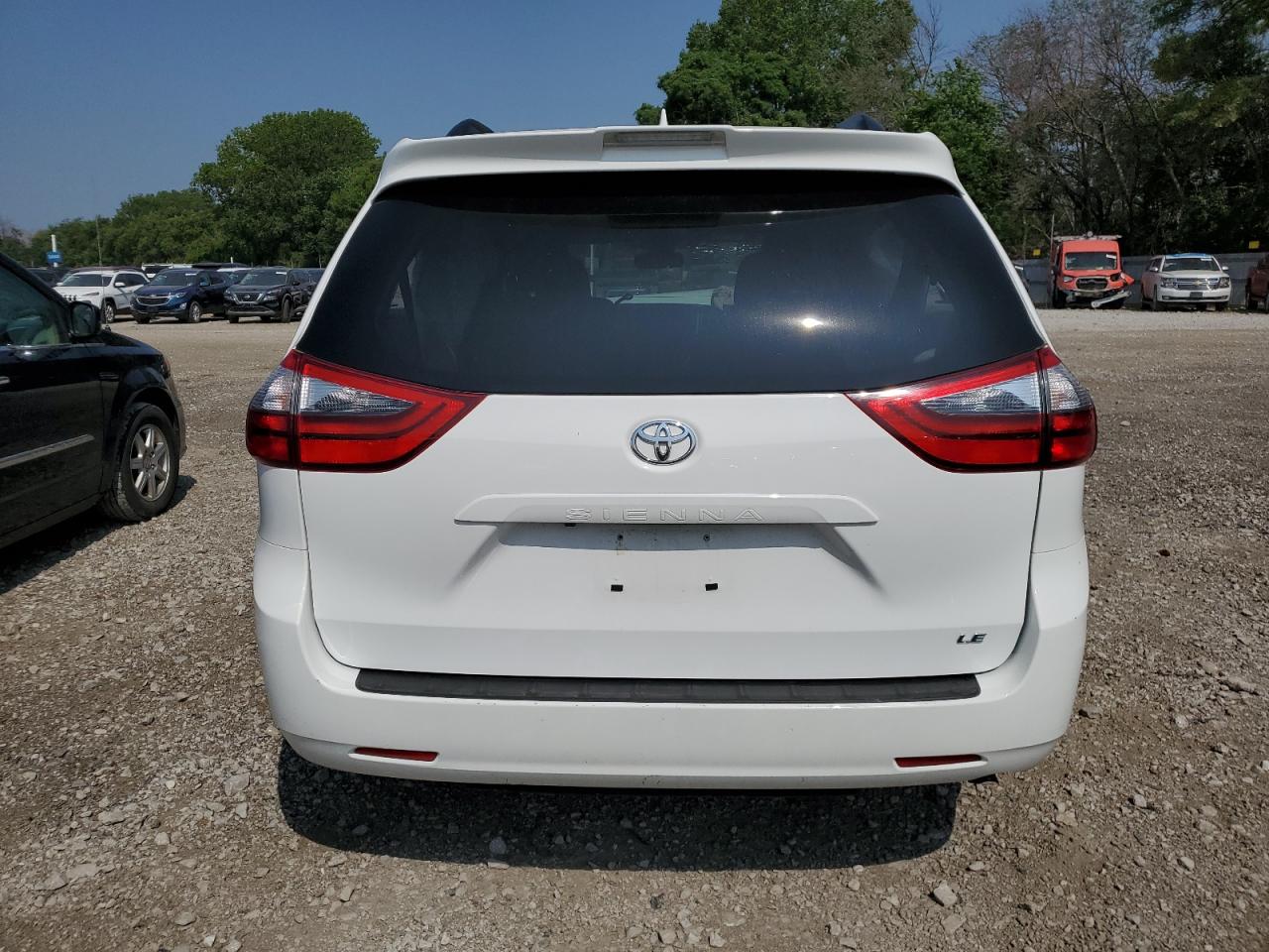 Photo 5 VIN: 5TDKZ3DC9LS063202 - TOYOTA SIENNA 