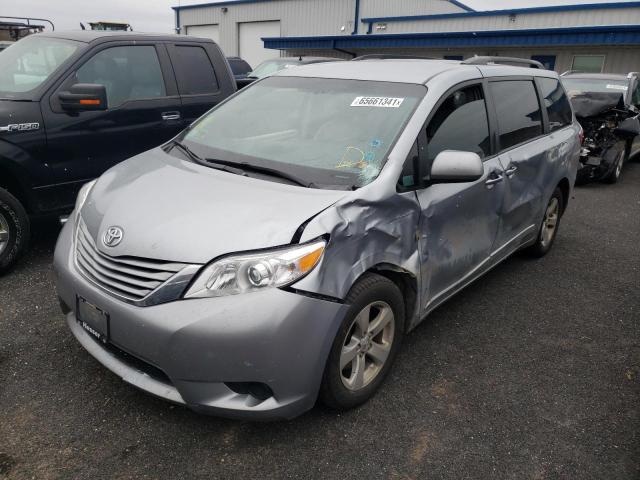 Photo 1 VIN: 5TDKZ3DCXHS770445 - TOYOTA SIENNA LE 