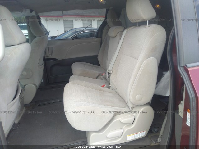 Photo 7 VIN: 5TDKZ3DCXHS780831 - TOYOTA SIENNA 