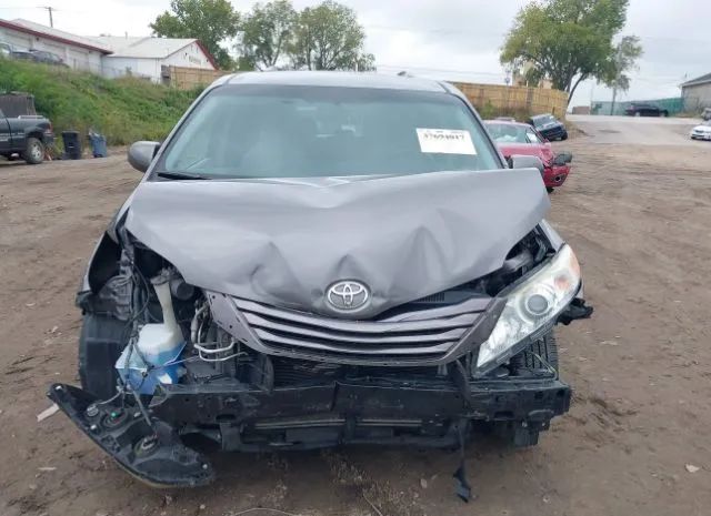 Photo 5 VIN: 5TDKZ3DCXHS797497 - TOYOTA SIENNA 