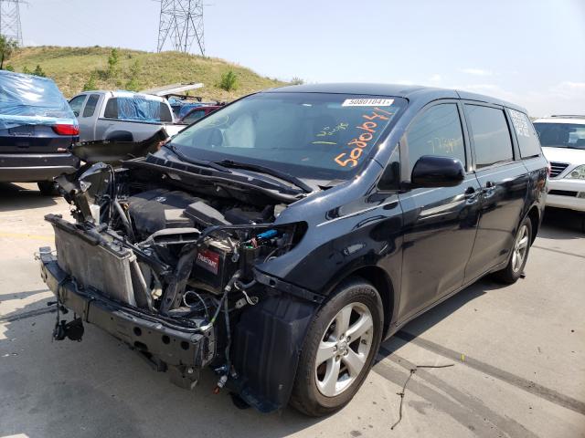 Photo 1 VIN: 5TDKZ3DCXHS798519 - TOYOTA SIENNA LE 