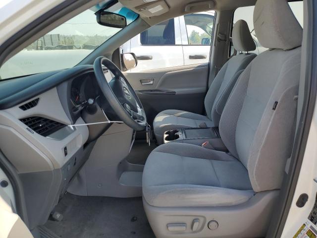 Photo 6 VIN: 5TDKZ3DCXHS804271 - TOYOTA SIENNA LE 