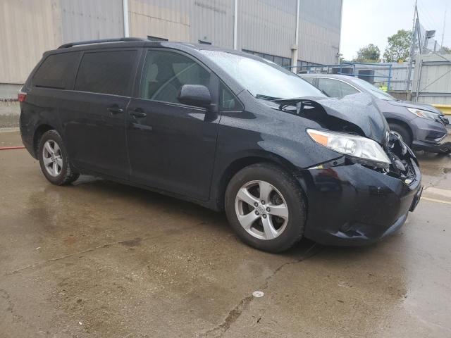 Photo 3 VIN: 5TDKZ3DCXHS830627 - TOYOTA SIENNA LE 