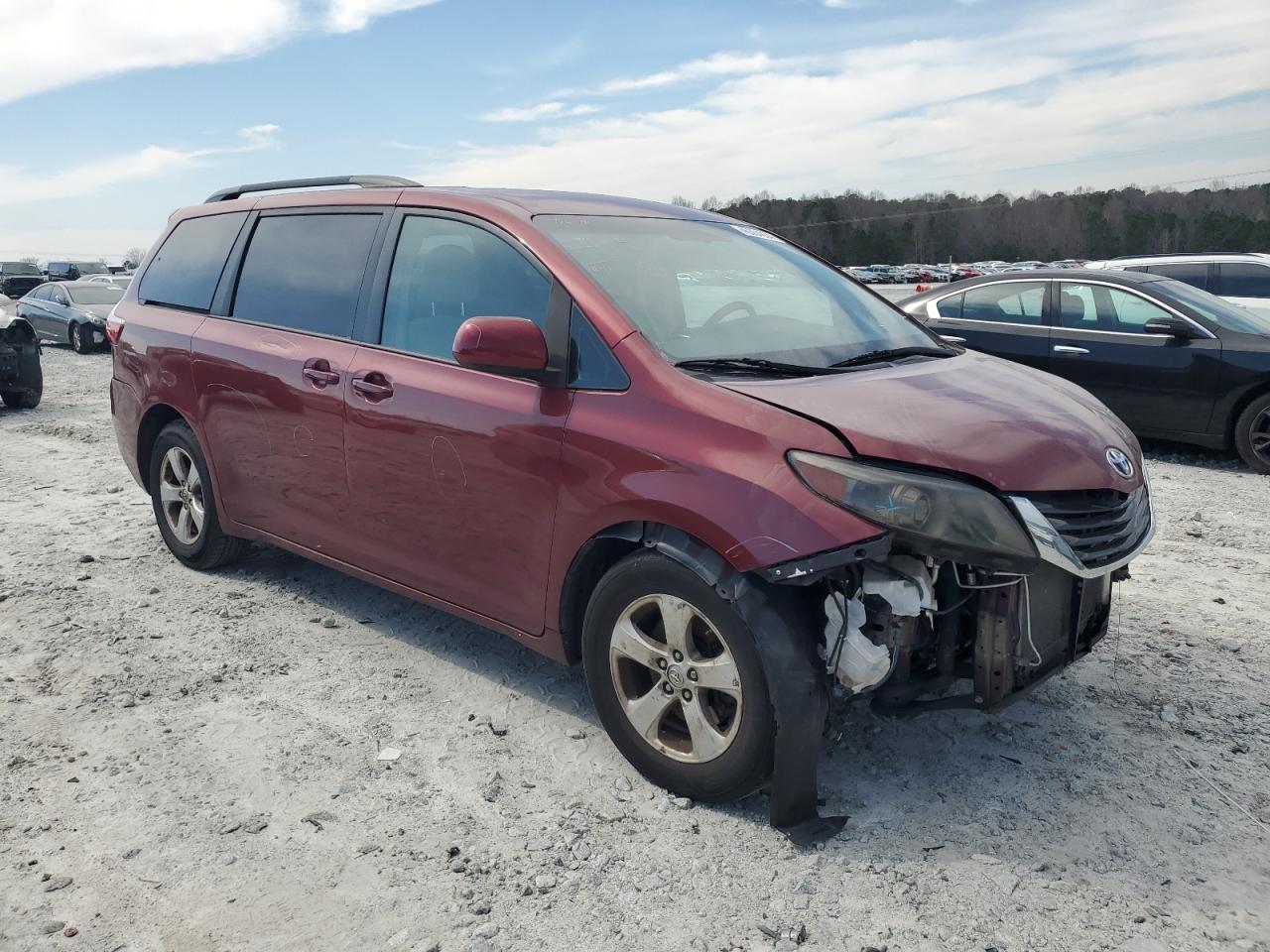 Photo 3 VIN: 5TDKZ3DCXHS835598 - TOYOTA SIENNA 