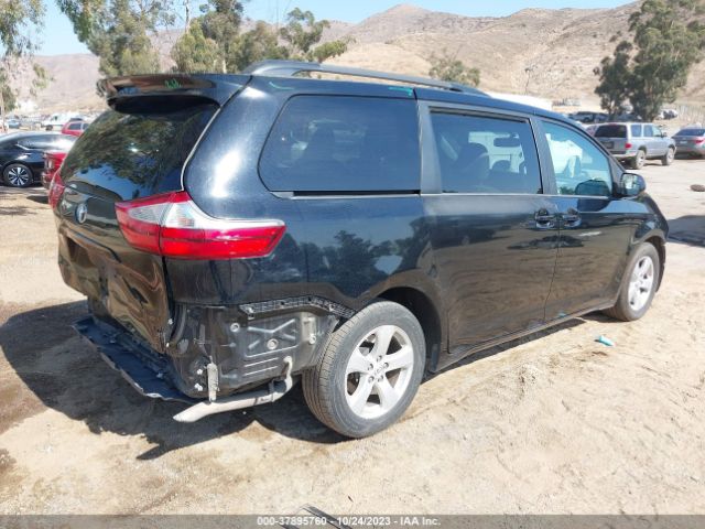 Photo 3 VIN: 5TDKZ3DCXHS861229 - TOYOTA SIENNA 