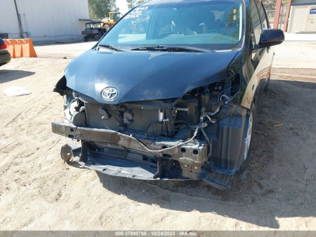 Photo 5 VIN: 5TDKZ3DCXHS861229 - TOYOTA SIENNA 