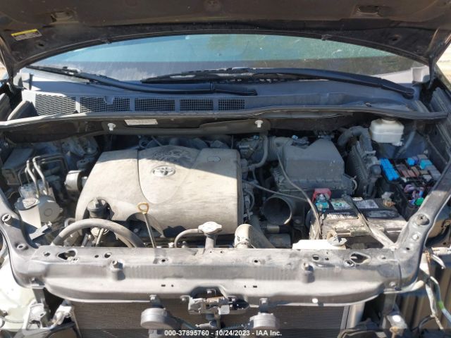 Photo 9 VIN: 5TDKZ3DCXHS861229 - TOYOTA SIENNA 