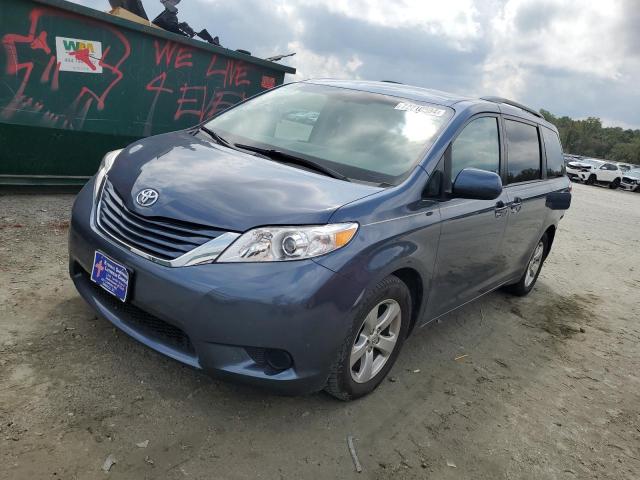 Photo 0 VIN: 5TDKZ3DCXHS868004 - TOYOTA SIENNA LE 