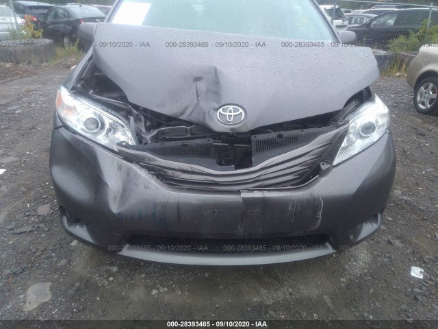 Photo 5 VIN: 5TDKZ3DCXHS869265 - TOYOTA SIENNA 