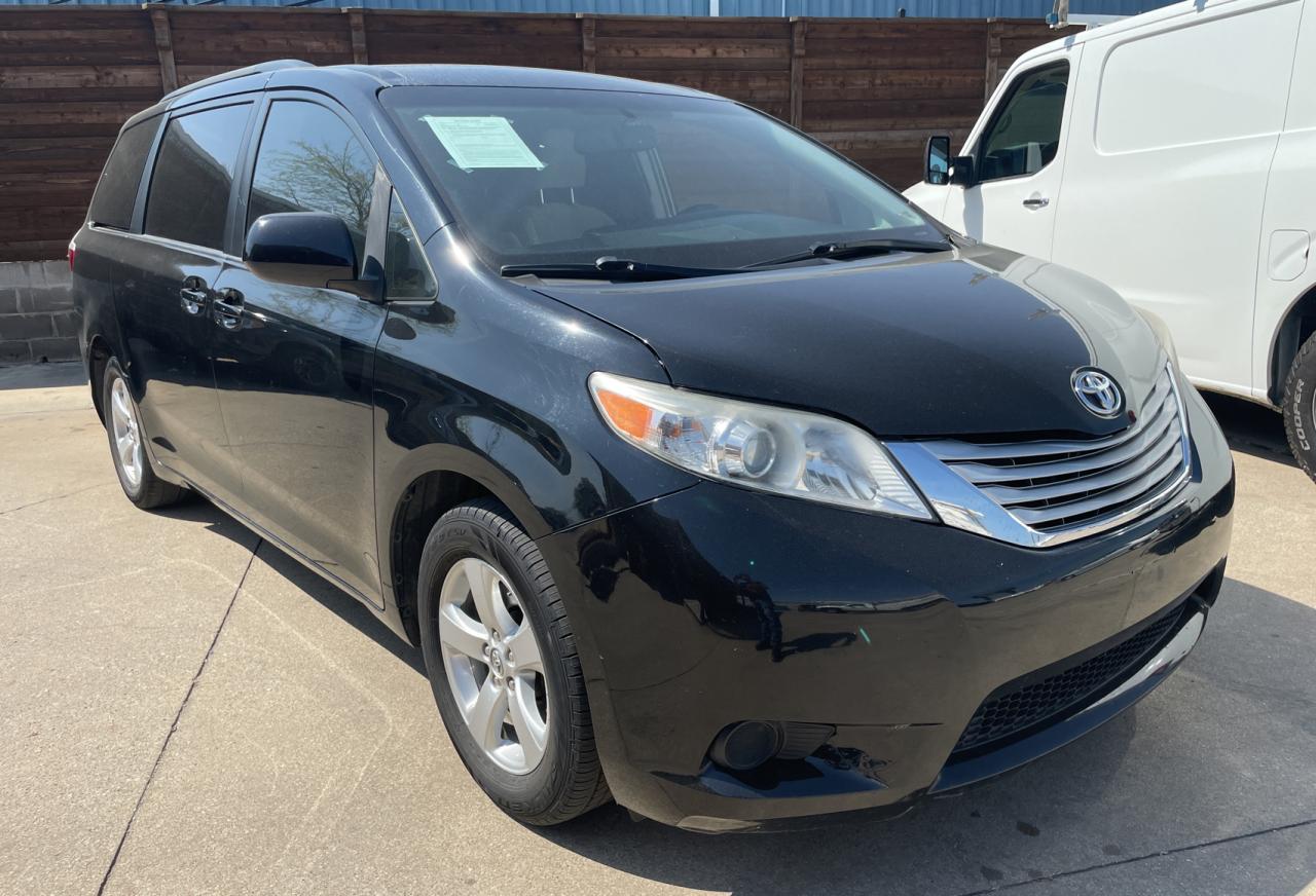 Photo 1 VIN: 5TDKZ3DCXHS891623 - TOYOTA SIENNA 