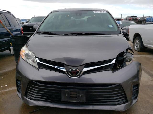 Photo 4 VIN: 5TDKZ3DCXJS906918 - TOYOTA SIENNA LE 