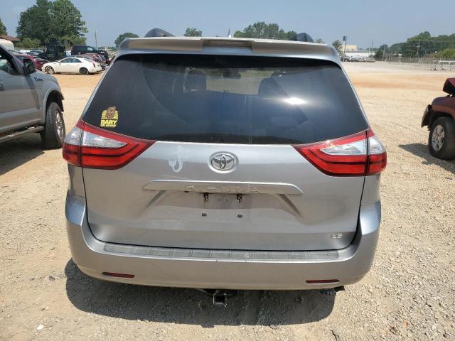 Photo 5 VIN: 5TDKZ3DCXJS928305 - TOYOTA SIENNA LE 