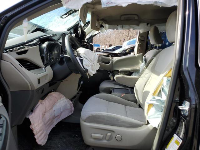 Photo 6 VIN: 5TDKZ3DCXJS956136 - TOYOTA SIENNA LE 