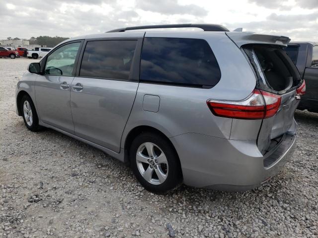 Photo 1 VIN: 5TDKZ3DCXJS956511 - TOYOTA SIENNA LE 