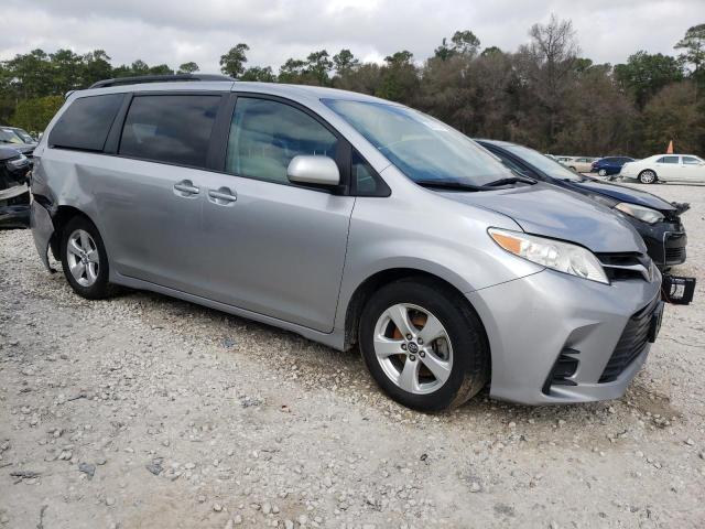 Photo 3 VIN: 5TDKZ3DCXJS956511 - TOYOTA SIENNA LE 