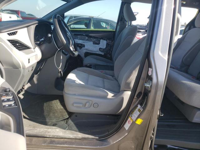 Photo 6 VIN: 5TDKZ3DCXKS017621 - TOYOTA SIENNA LE 