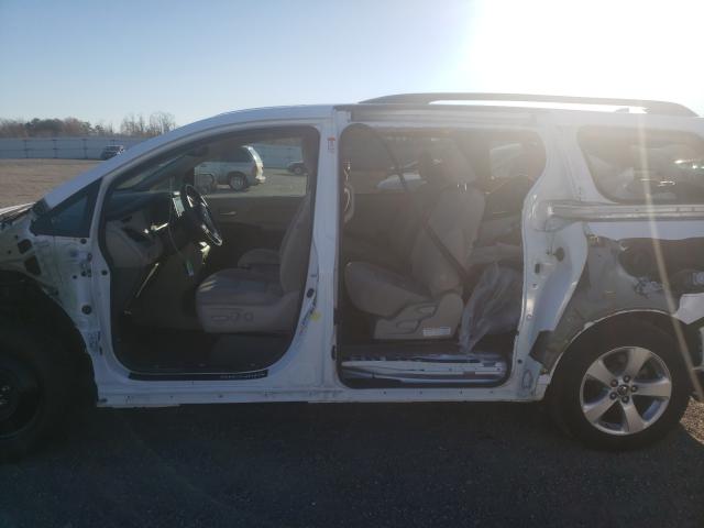 Photo 8 VIN: 5TDKZ3DCXKS982544 - TOYOTA SIENNA LE 