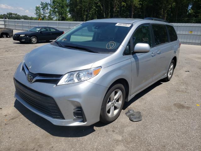 Photo 1 VIN: 5TDKZ3DCXLS045453 - TOYOTA SIENNA LE 