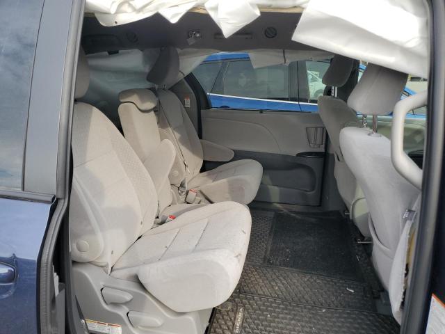 Photo 10 VIN: 5TDKZ3DCXLS074452 - TOYOTA SIENNA LE 