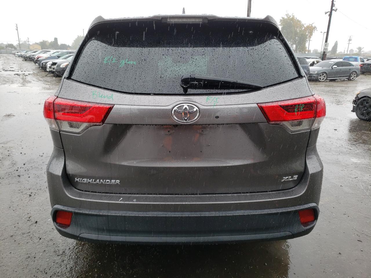 Photo 5 VIN: 5TDKZRFH0HS521681 - TOYOTA HIGHLANDER 