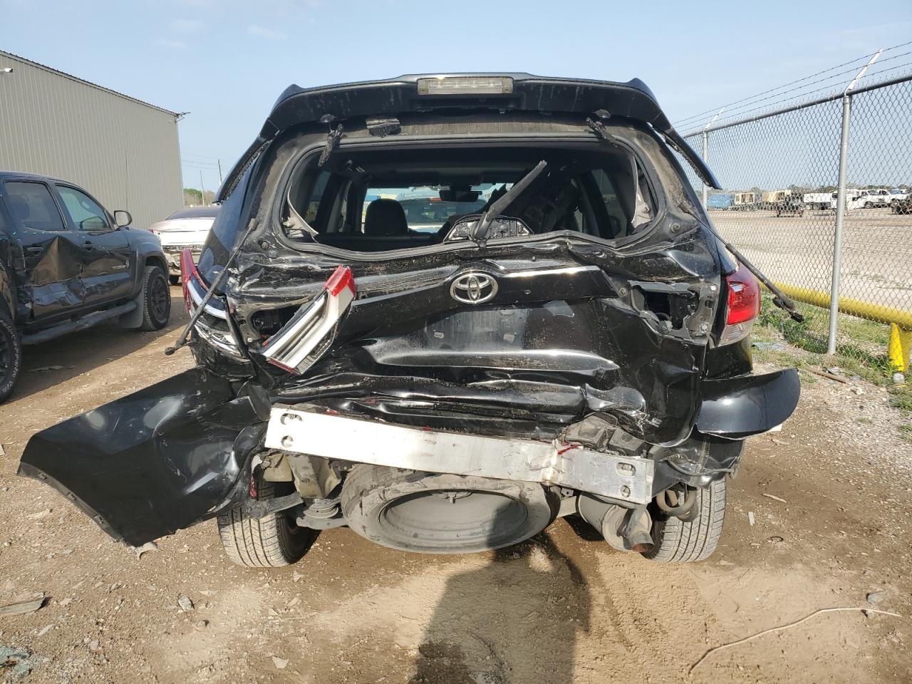 Photo 5 VIN: 5TDKZRFH0HS522023 - TOYOTA HIGHLANDER 