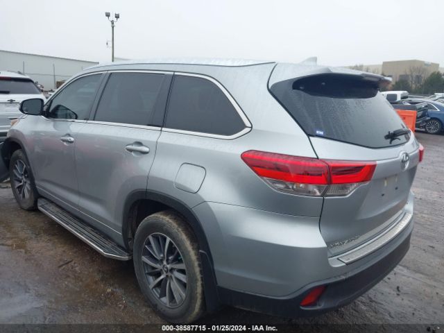 Photo 2 VIN: 5TDKZRFH0JS280050 - TOYOTA HIGHLANDER 