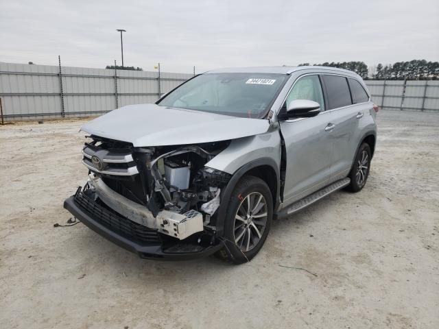 Photo 1 VIN: 5TDKZRFH0JS528863 - TOYOTA HIGHLANDER 