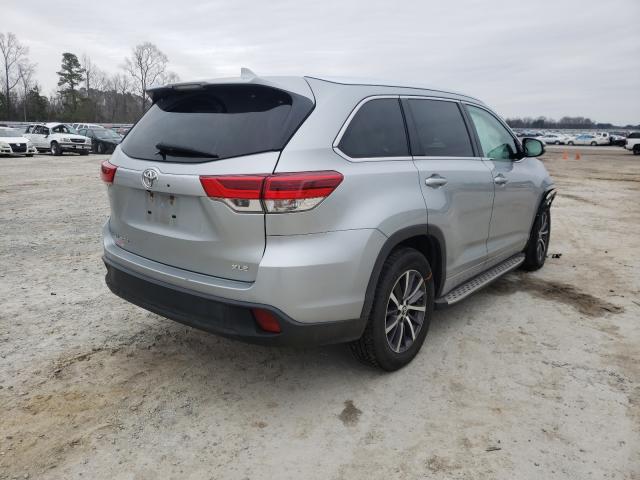 Photo 3 VIN: 5TDKZRFH0JS528863 - TOYOTA HIGHLANDER 