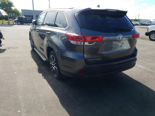 Photo 2 VIN: 5TDKZRFH0JS530287 - TOYOTA HIGHLANDER 