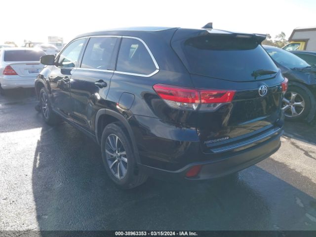 Photo 2 VIN: 5TDKZRFH0JS539667 - TOYOTA HIGHLANDER 