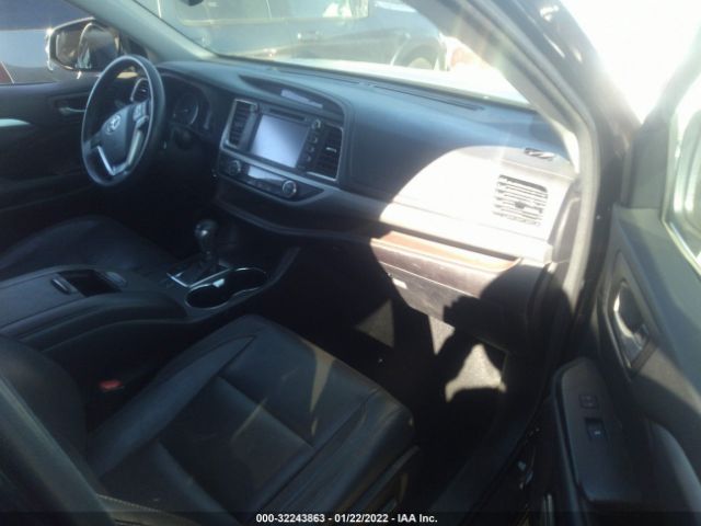 Photo 4 VIN: 5TDKZRFH0JS545632 - TOYOTA HIGHLANDER 