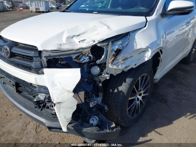 Photo 5 VIN: 5TDKZRFH1HS508261 - TOYOTA HIGHLANDER 